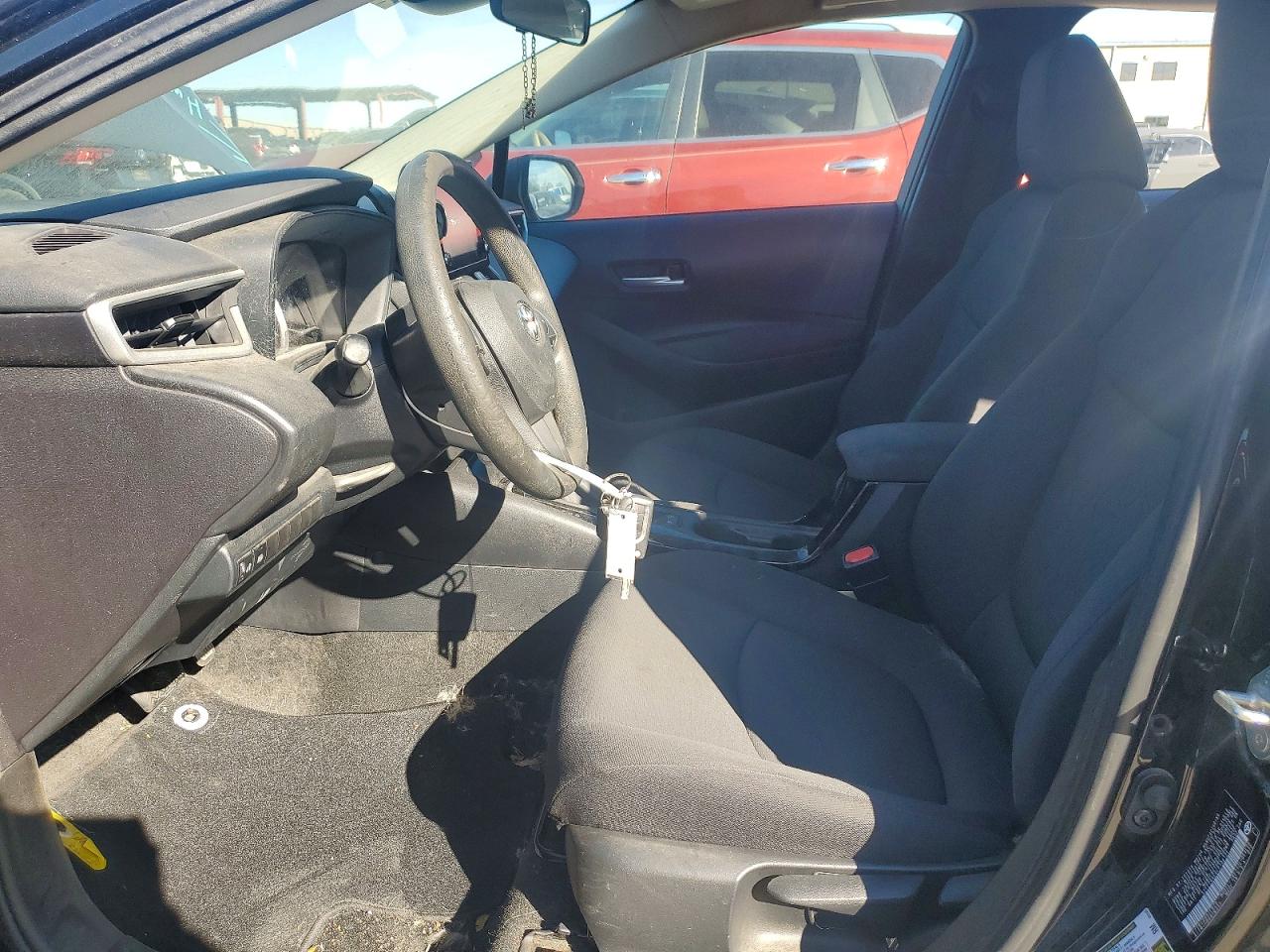 2020 TOYOTA COROLLA LE photo 7