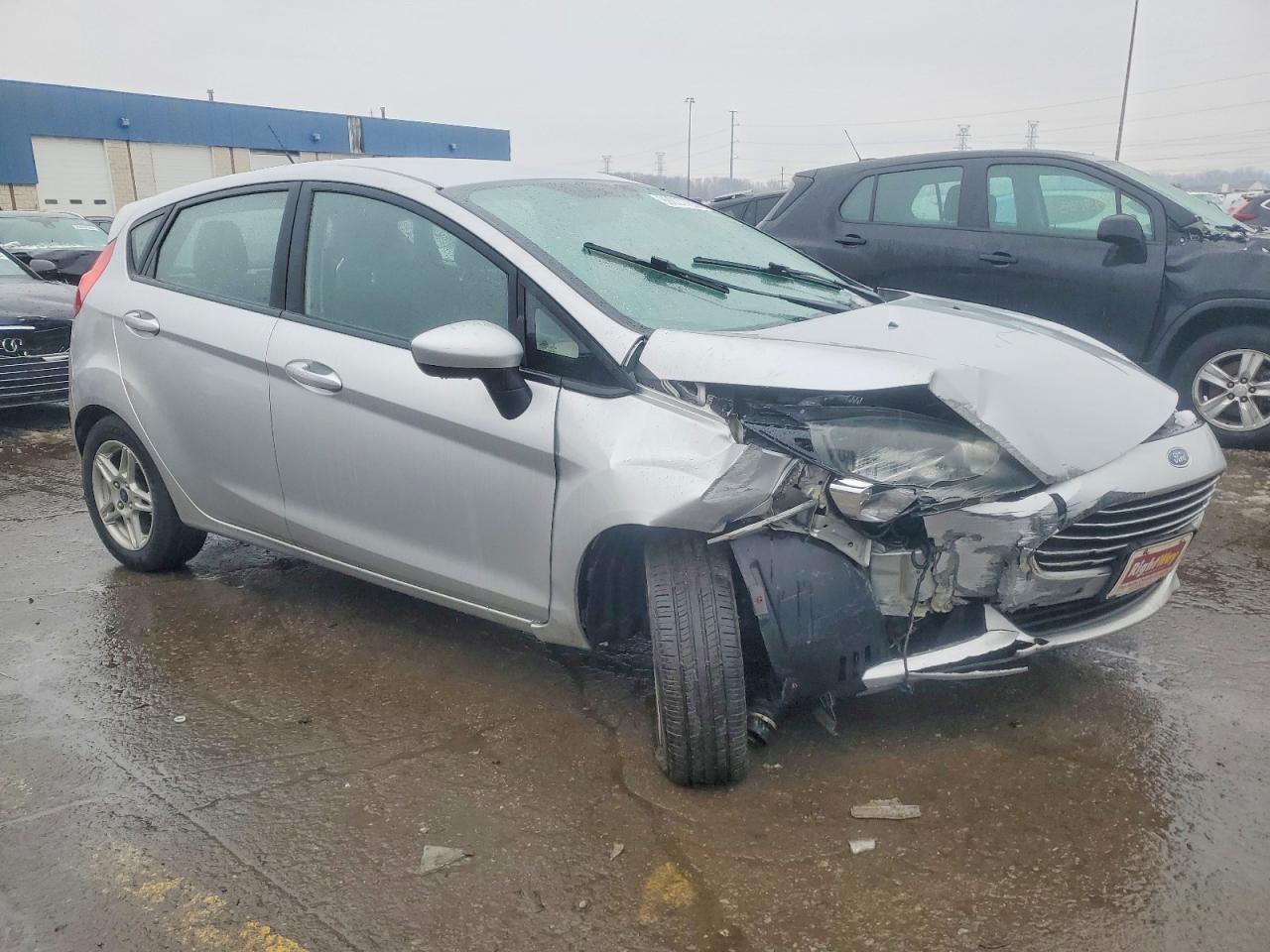 2018 FORD FIESTA SE photo 4