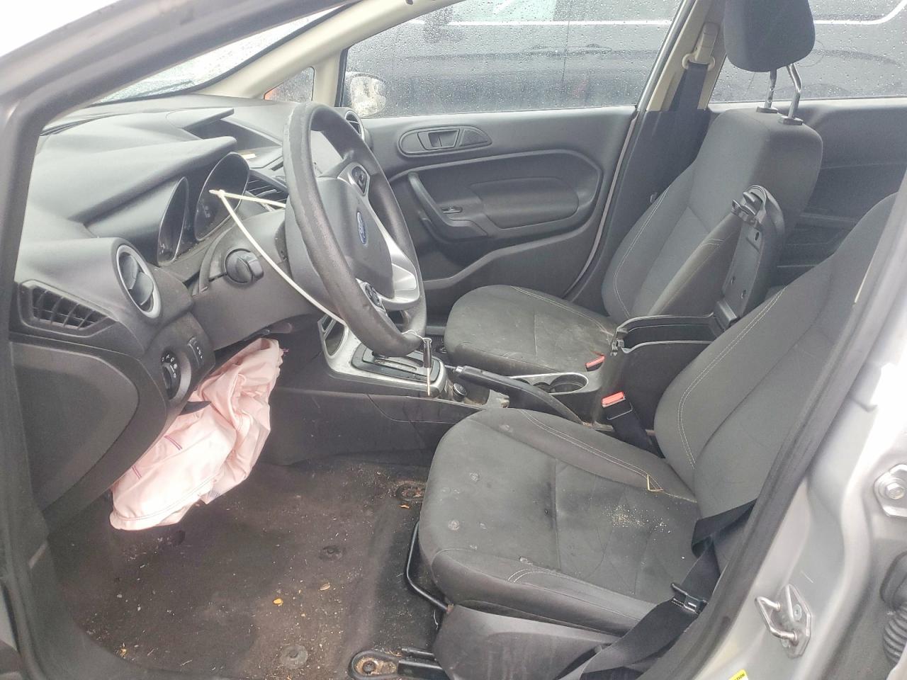 2018 FORD FIESTA SE photo 7