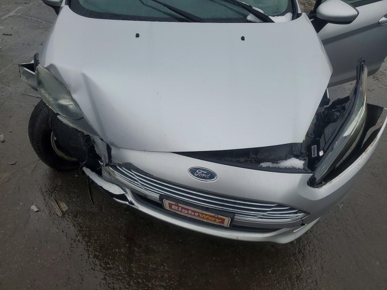 2018 FORD FIESTA SE photo 11