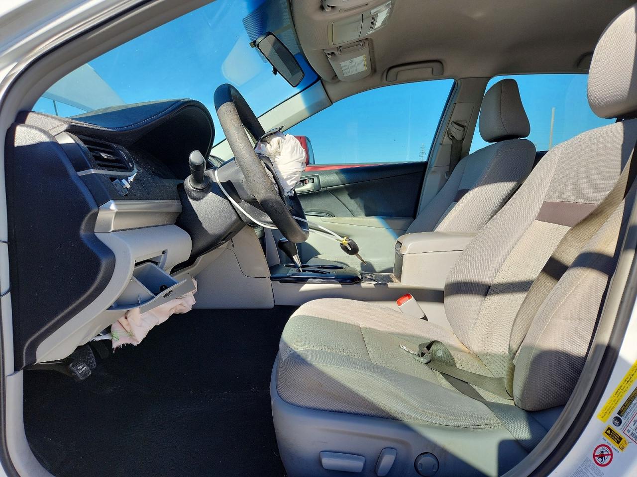 2013 TOYOTA CAMRY L photo 7