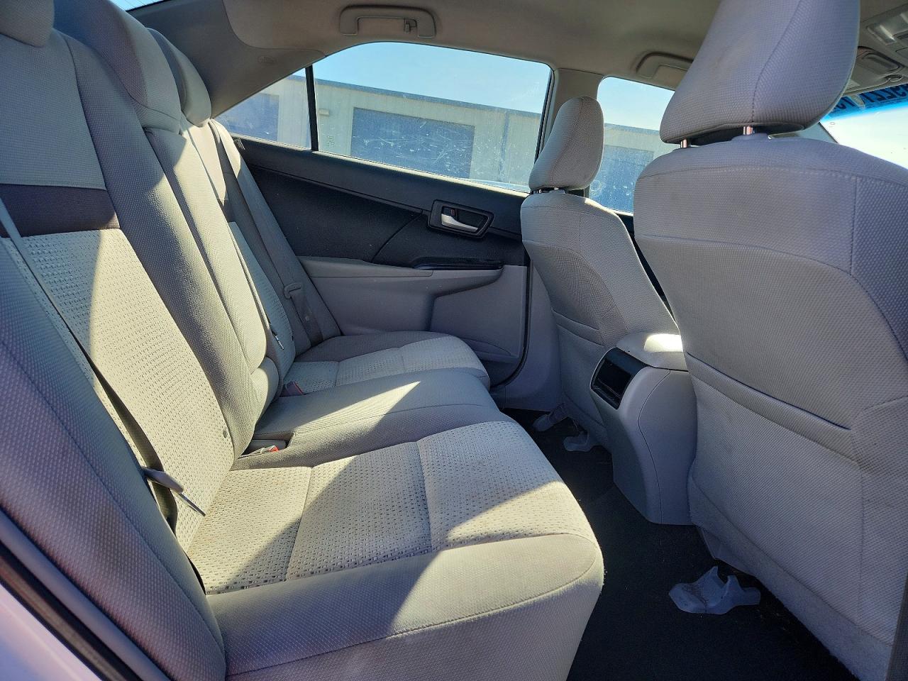 2013 TOYOTA CAMRY L photo 10