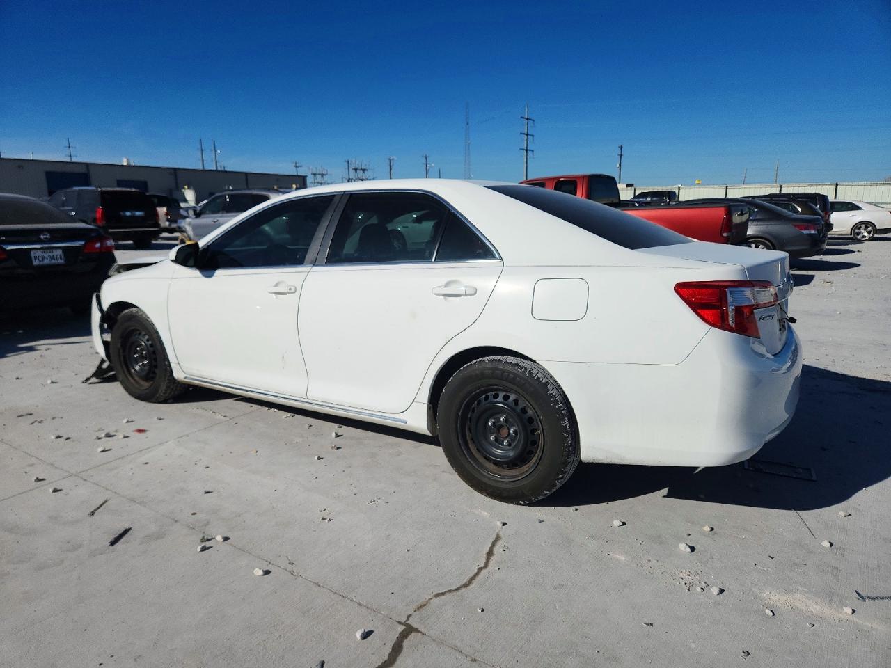2013 TOYOTA CAMRY L photo 2