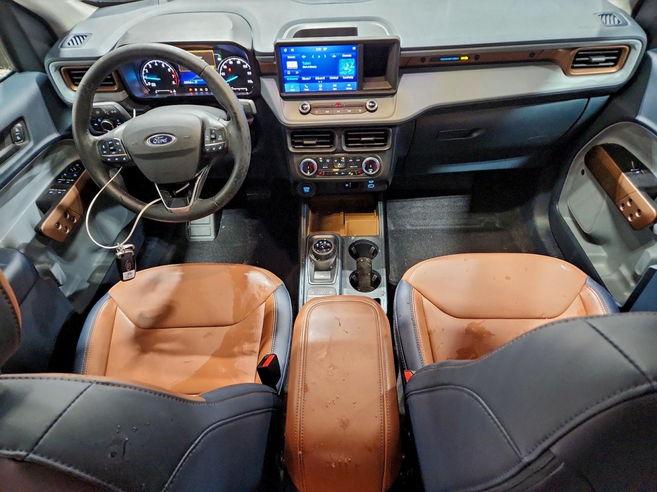 2024 FORD MAVERICK LARIAT photo 15