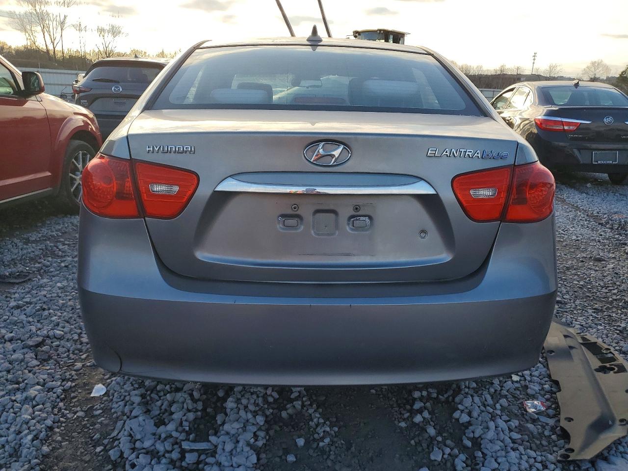 2010 HYUNDAI ELANTRA BLUE photo 6