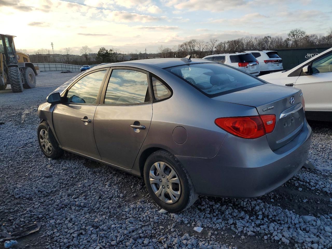 2010 HYUNDAI ELANTRA BLUE photo 2