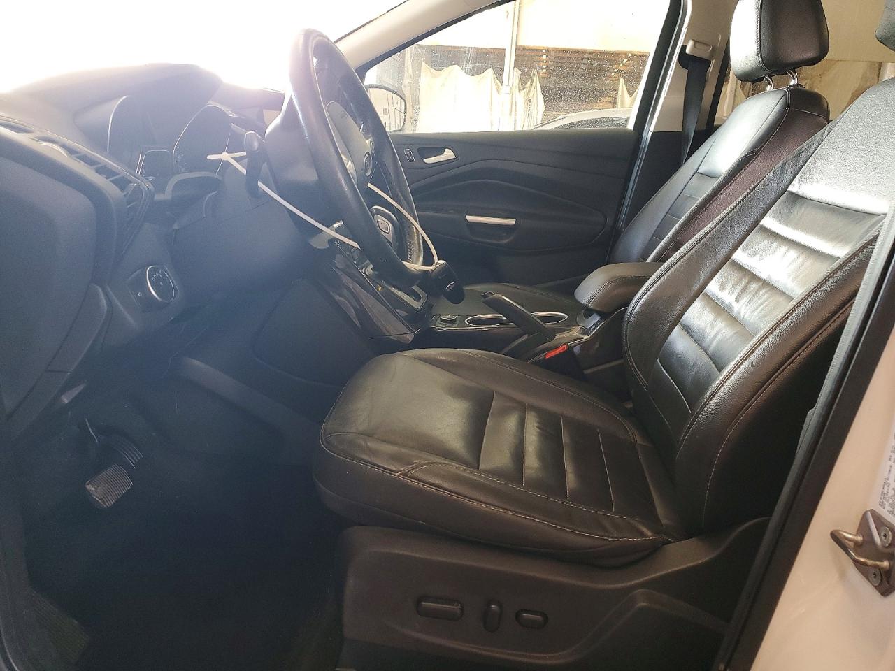 2015 FORD ESCAPE TITANIUM photo 19
