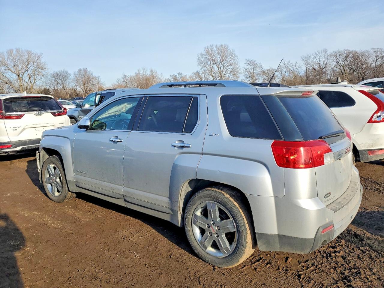 2012 GMC TERRAIN SLT photo 2