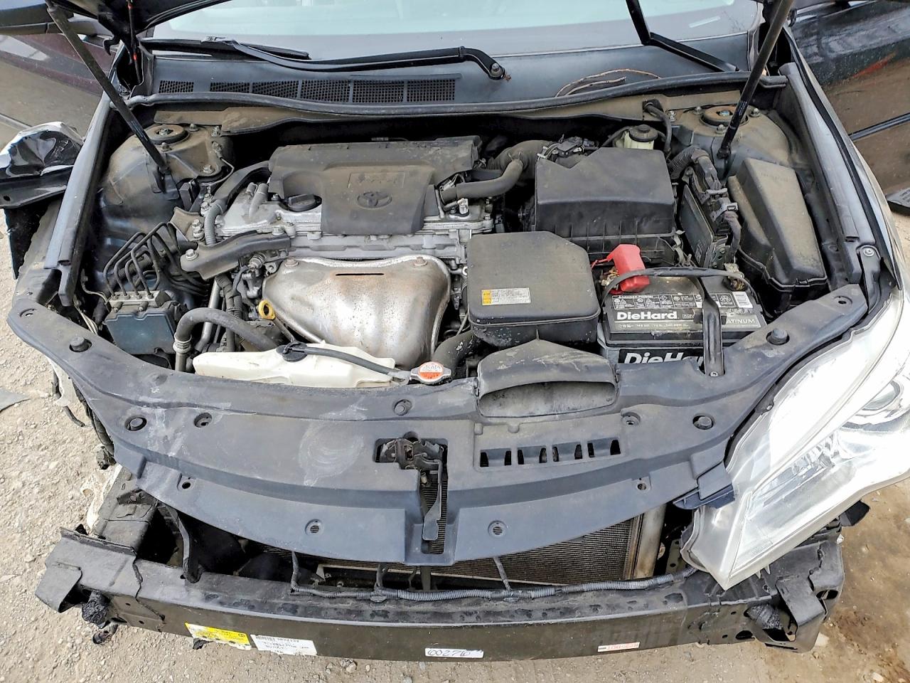 2016 TOYOTA CAMRY LE photo 11