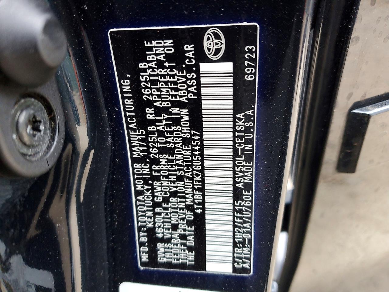 2016 TOYOTA CAMRY LE photo 13