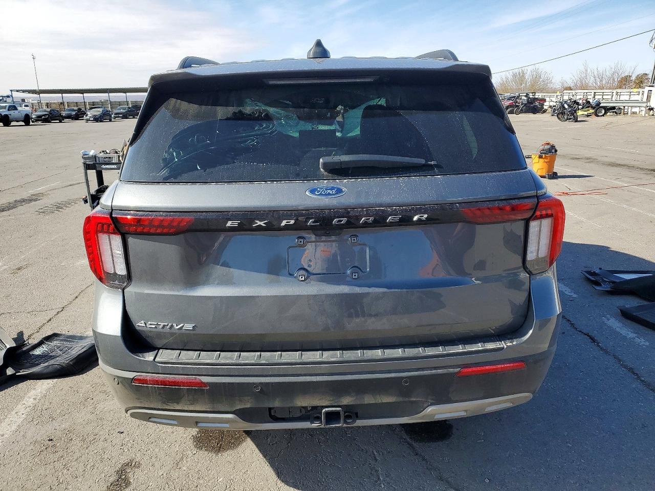 2025 FORD EXPLORER ACTIVE photo 6