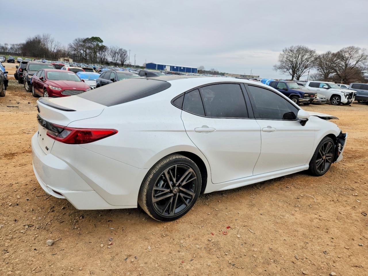 2025 TOYOTA CAMRY XSE photo 3