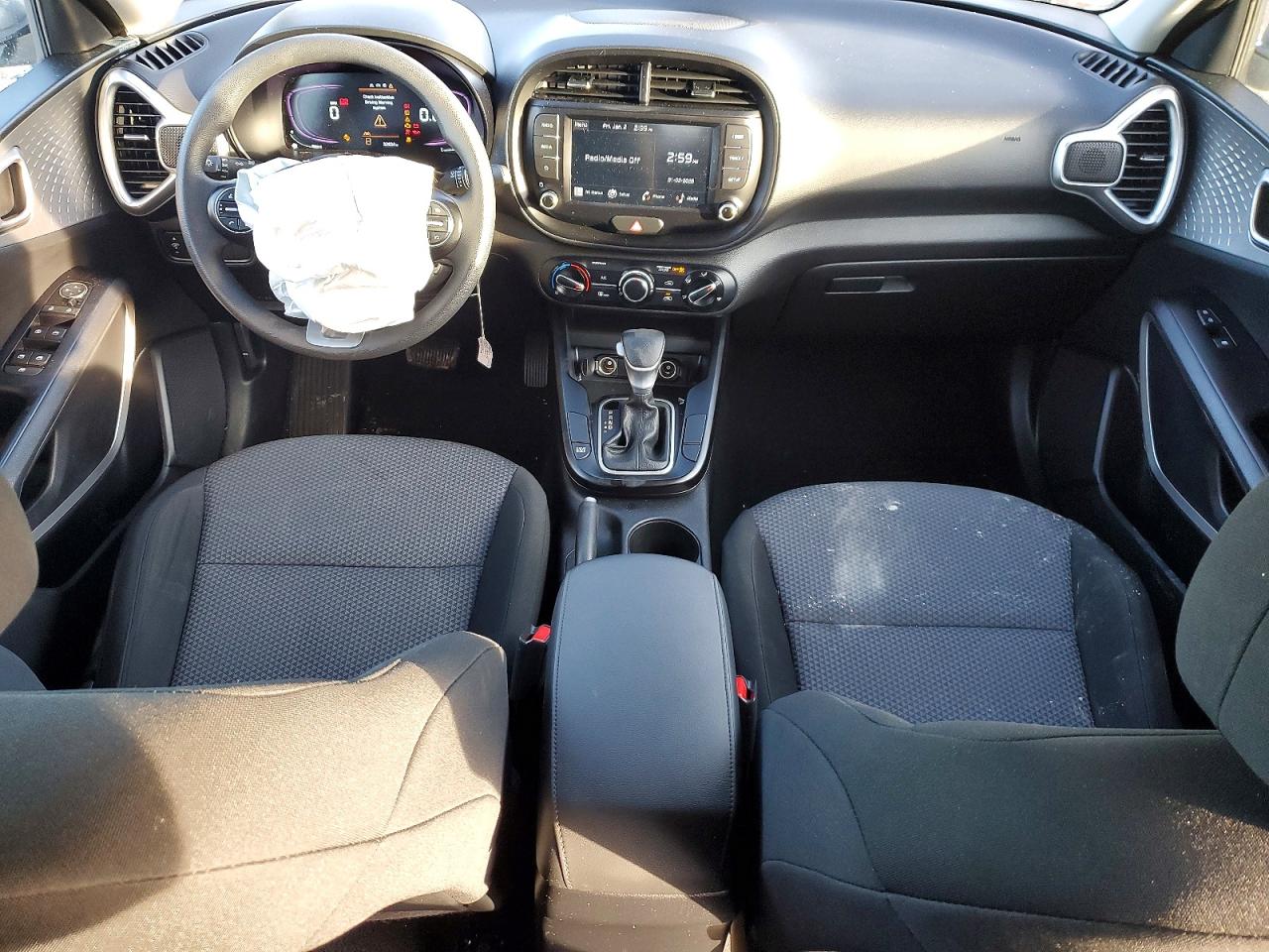 2024 KIA SOUL LX photo 8