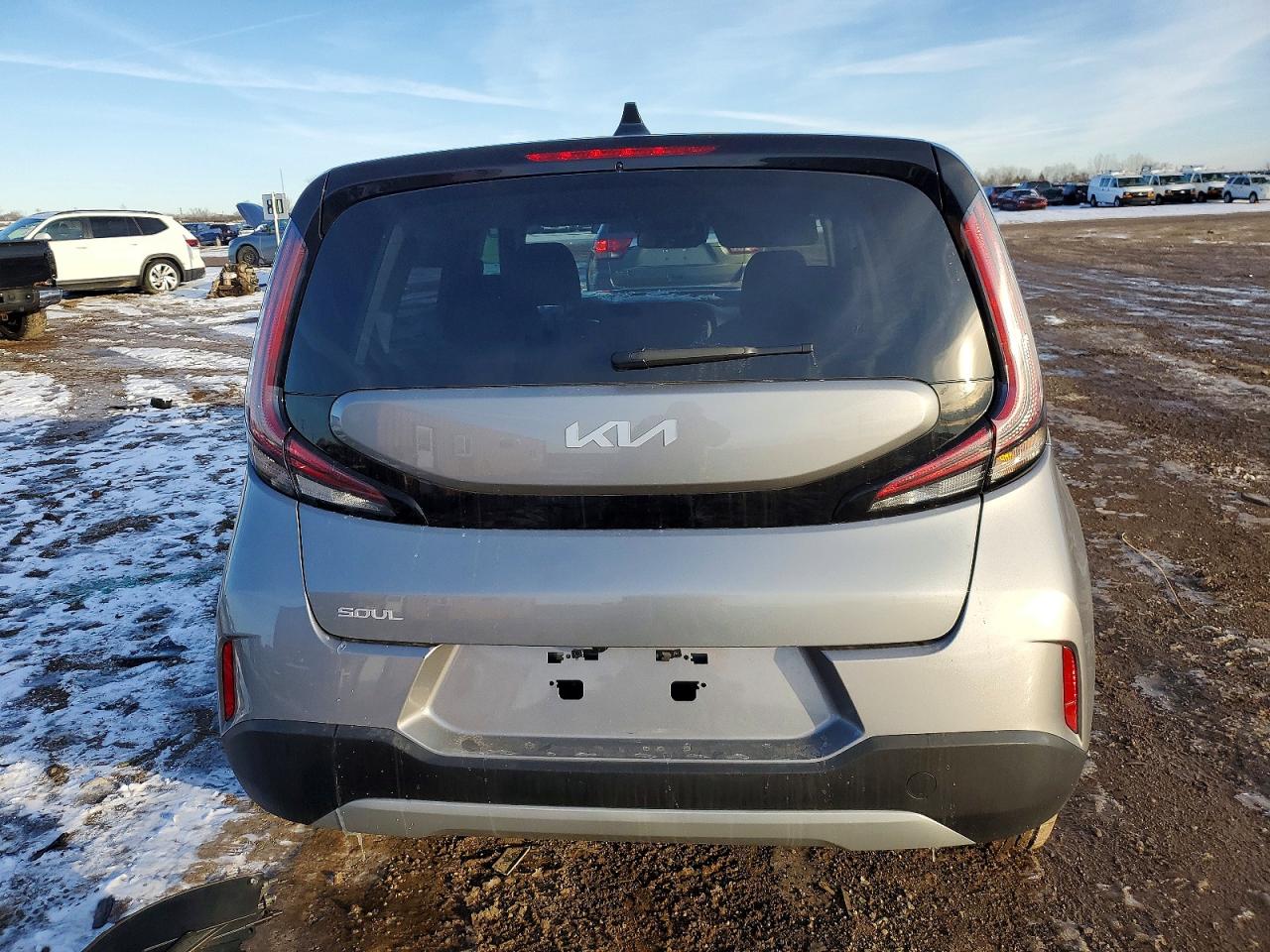 2024 KIA SOUL LX photo 6