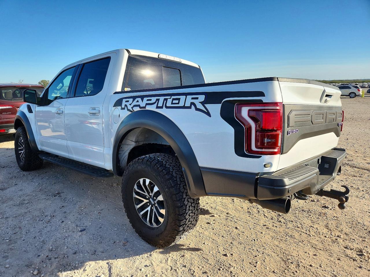2019 FORD F150 RAPTOR photo 2