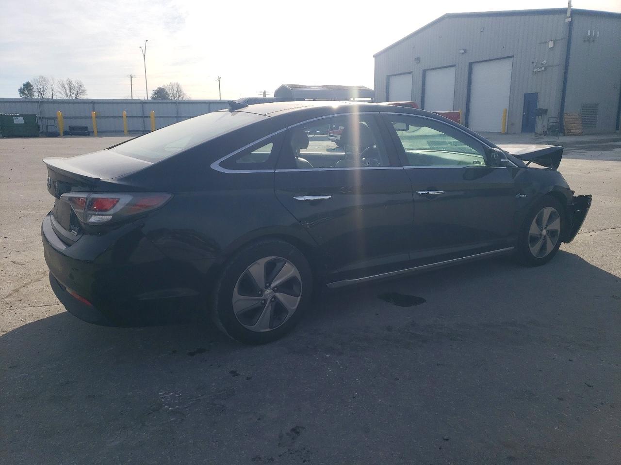2016 HYUNDAI SONATA HYBRID photo 3