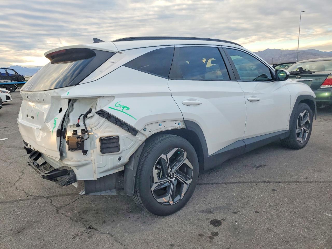 2022 HYUNDAI TUCSON SEL photo 3