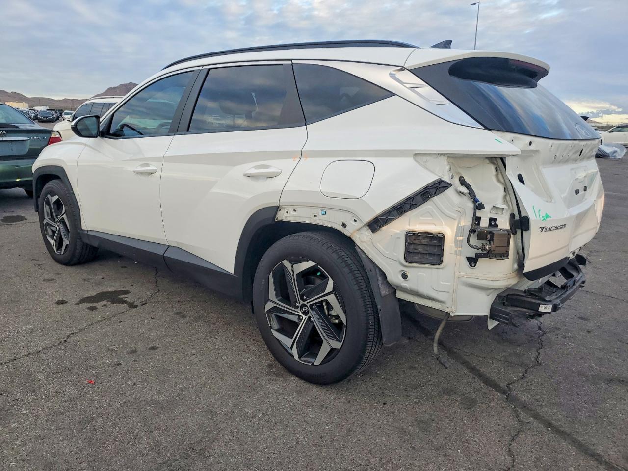 2022 HYUNDAI TUCSON SEL photo 2