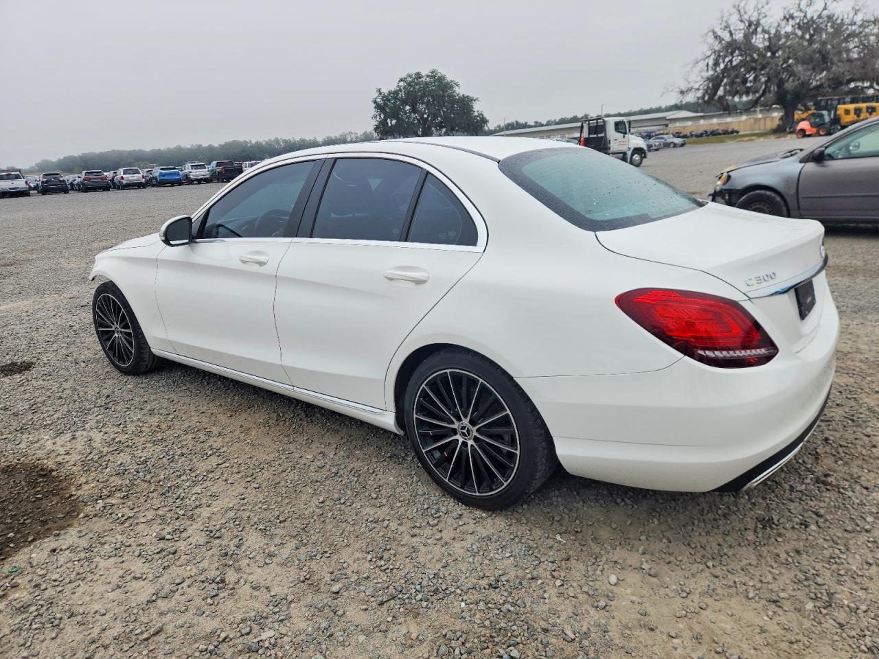 2019 MERCEDES-BENZ C 300 photo 2