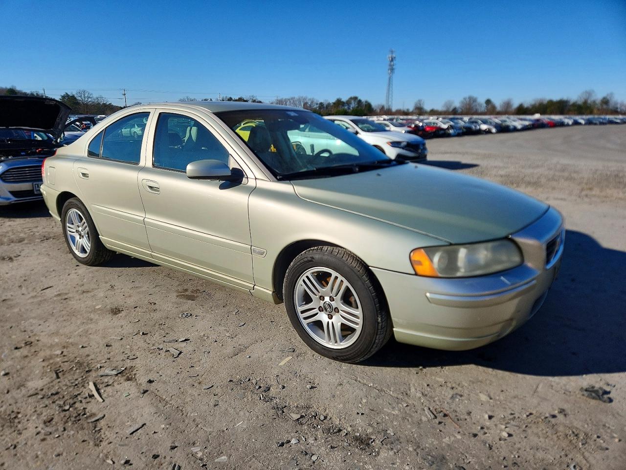 2005 VOLVO S60 2.5T photo 4