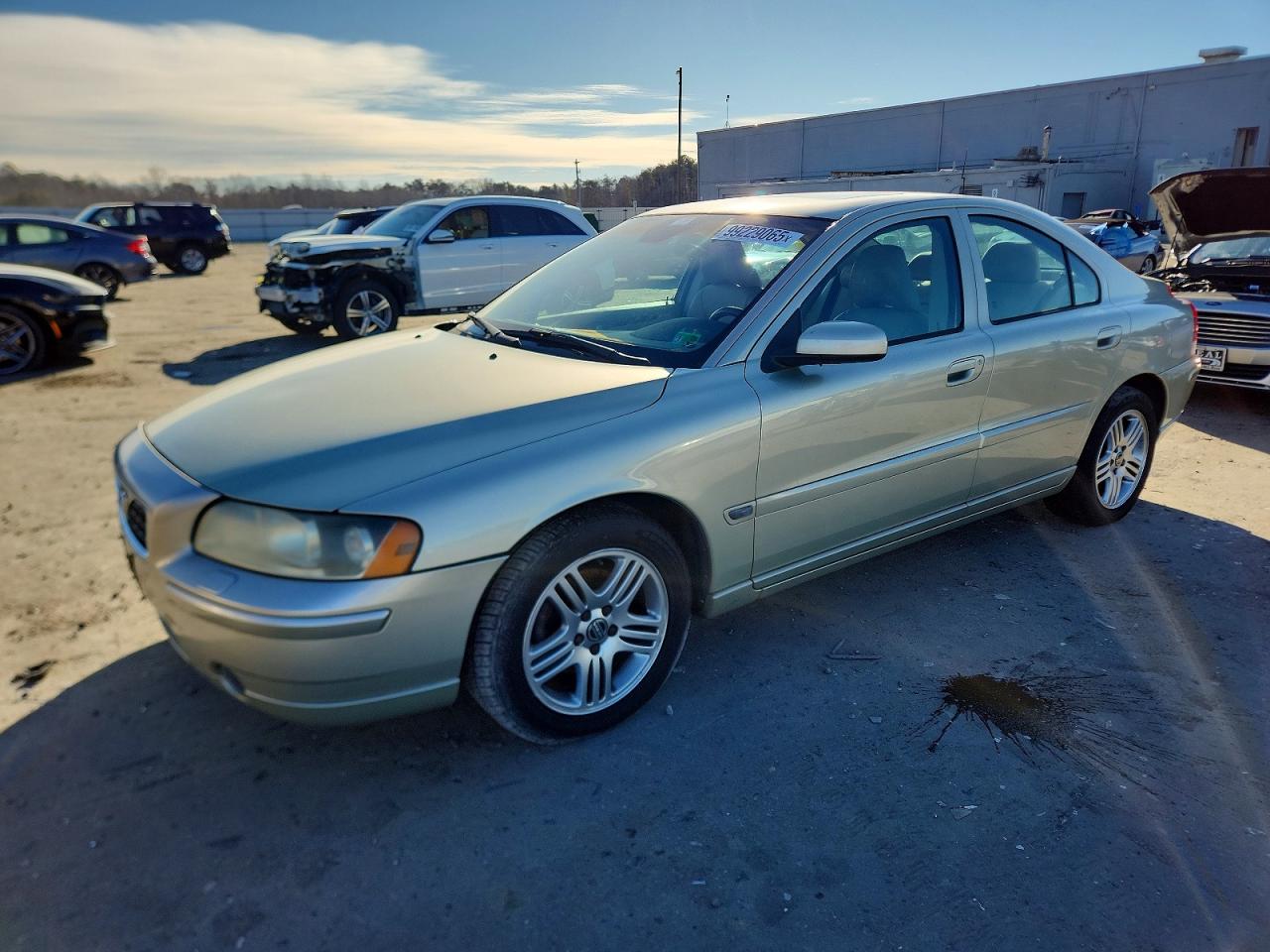 2005 VOLVO S60