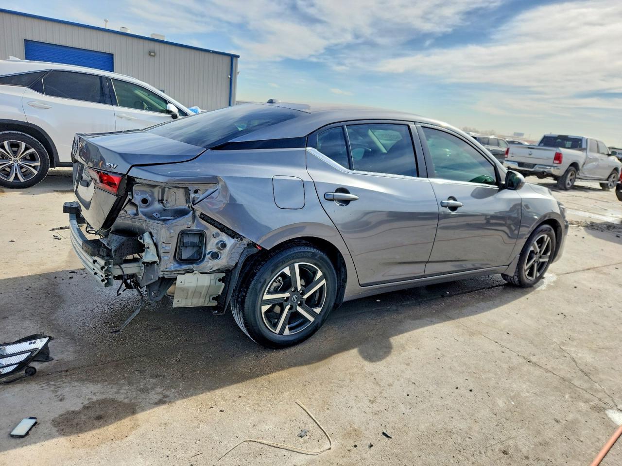 2024 NISSAN SENTRA SV photo 3