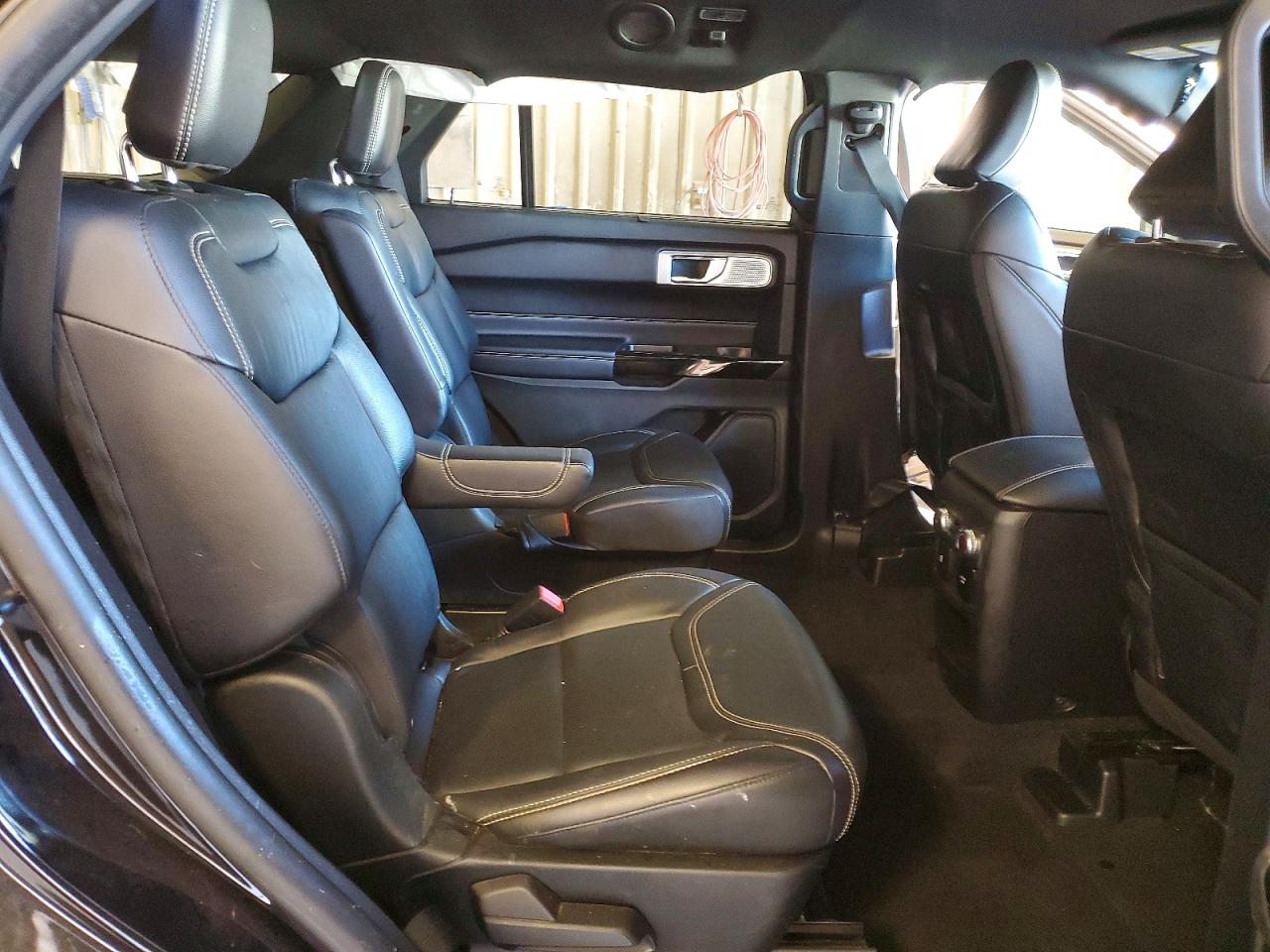 2021 FORD EXPLORER ST photo 11