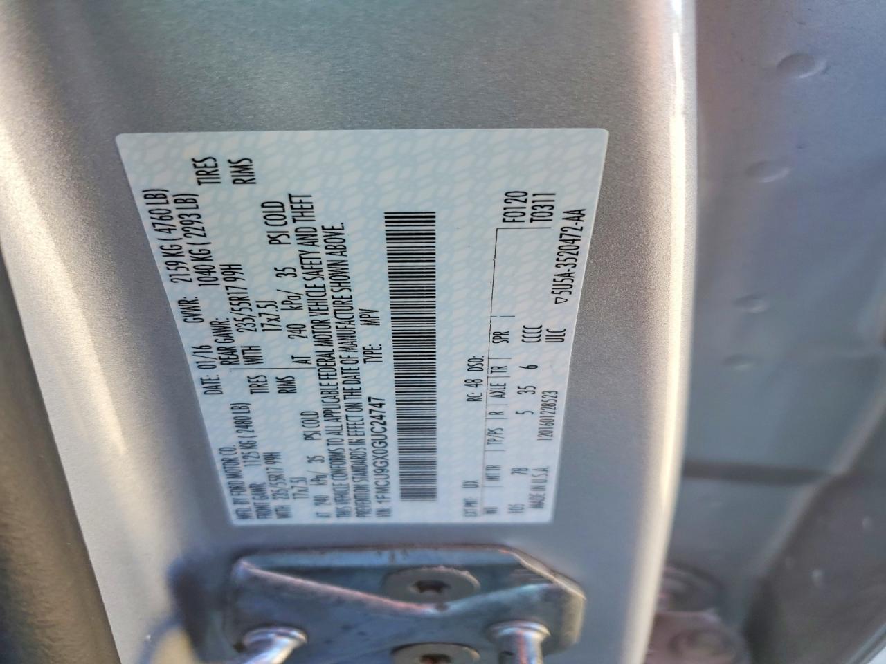 2016 FORD ESCAPE SE photo 13
