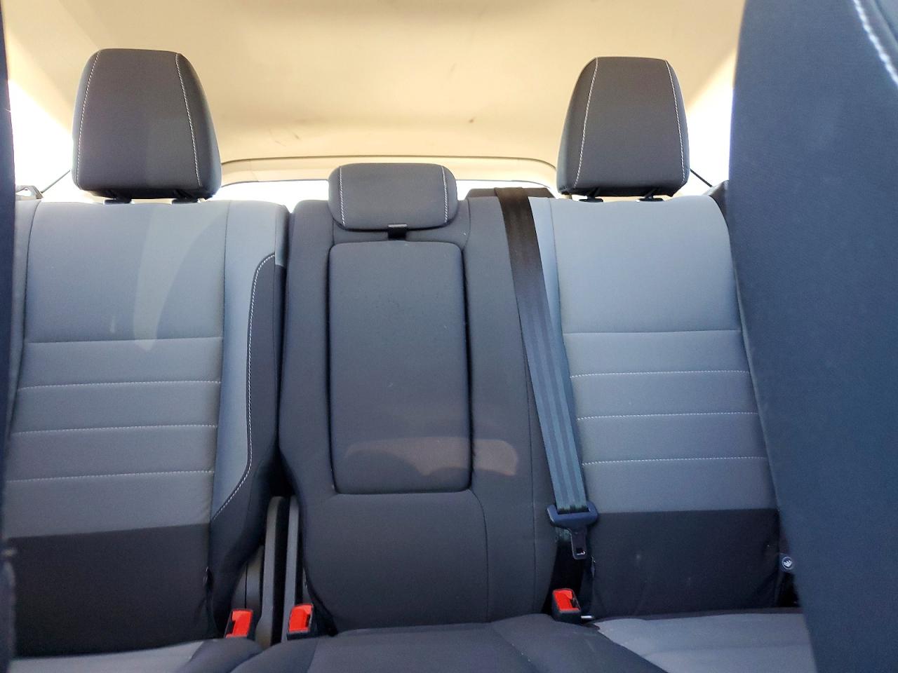 2016 FORD ESCAPE SE photo 10