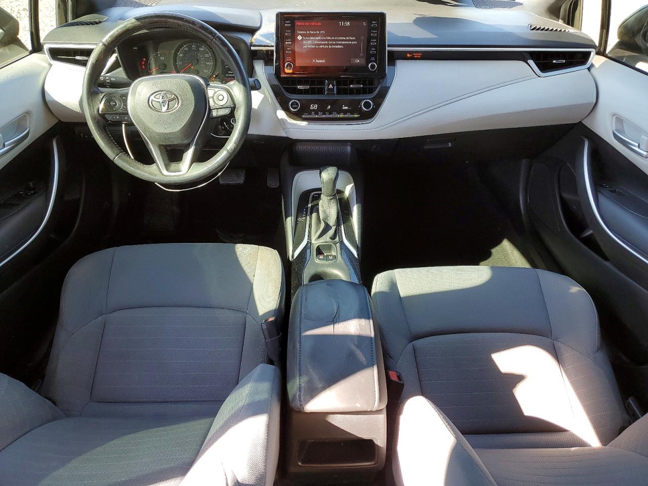 2020 TOYOTA COROLLA SE photo 8