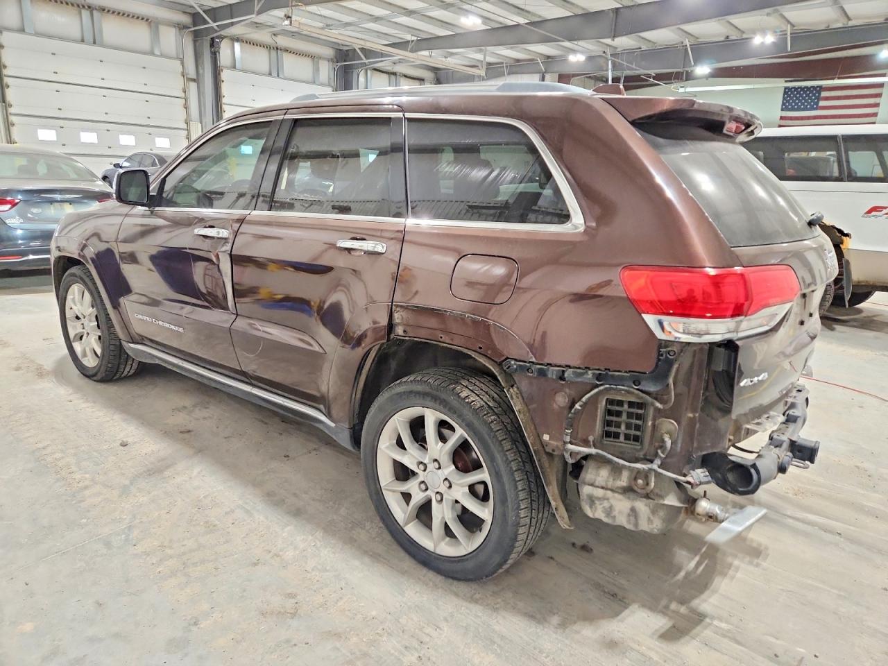 2014 JEEP GRAND CHEROKEE SUMMIT photo 2