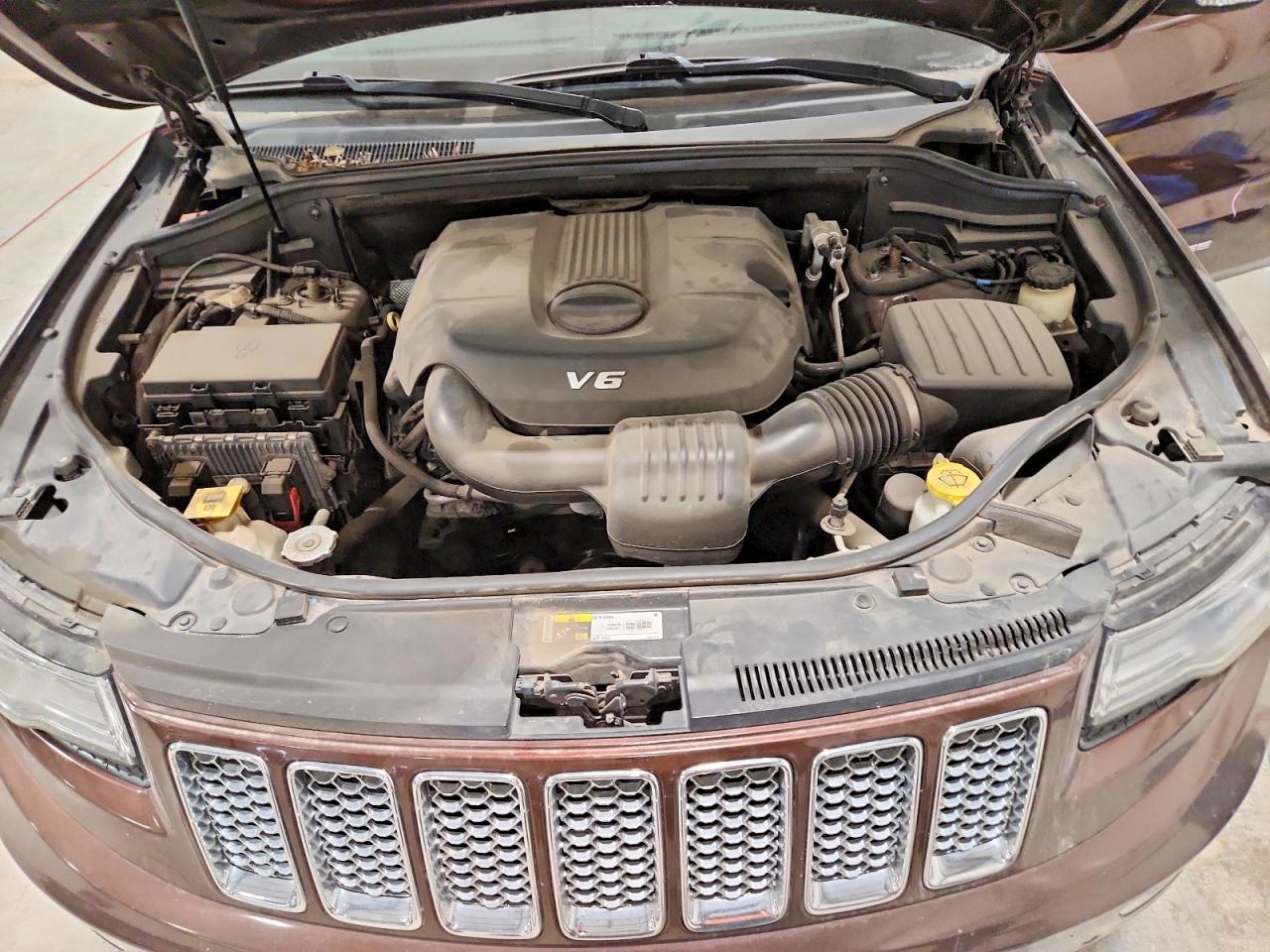 2014 JEEP GRAND CHEROKEE SUMMIT photo 12
