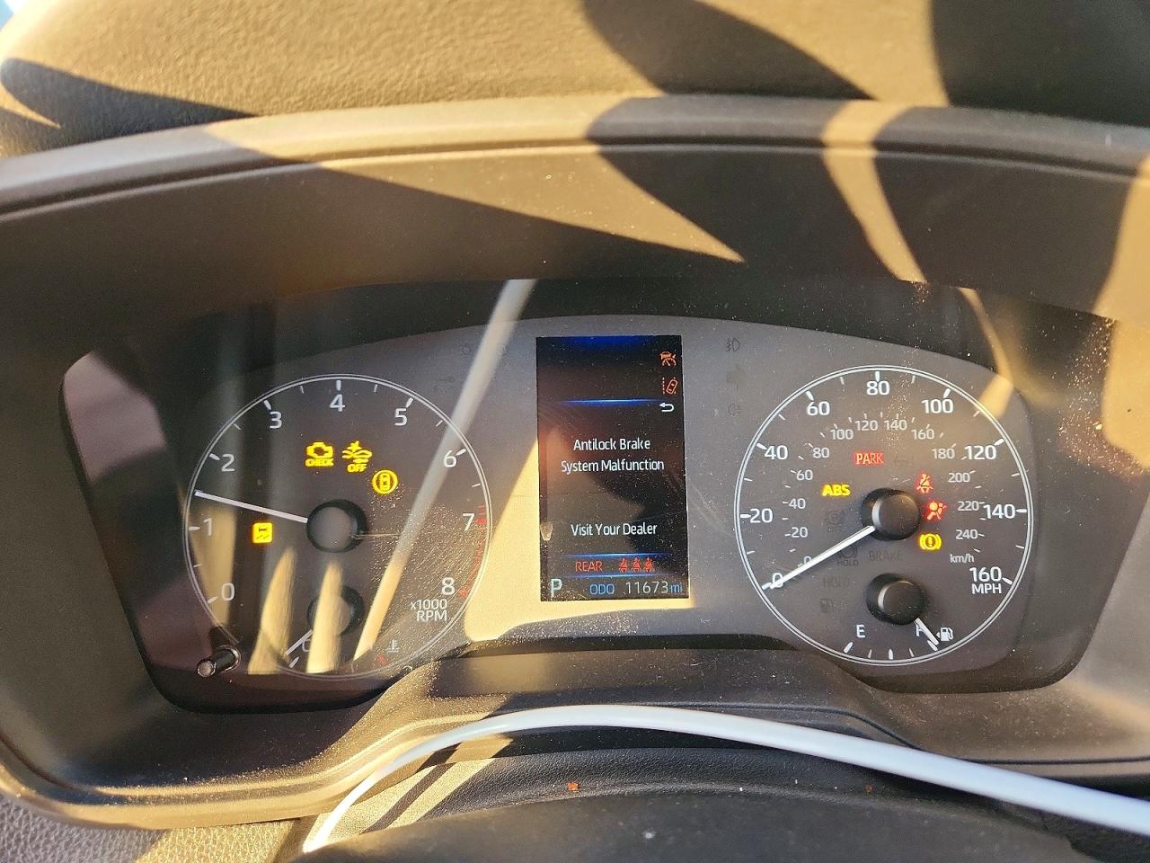 2025 TOYOTA COROLLA LE photo 9