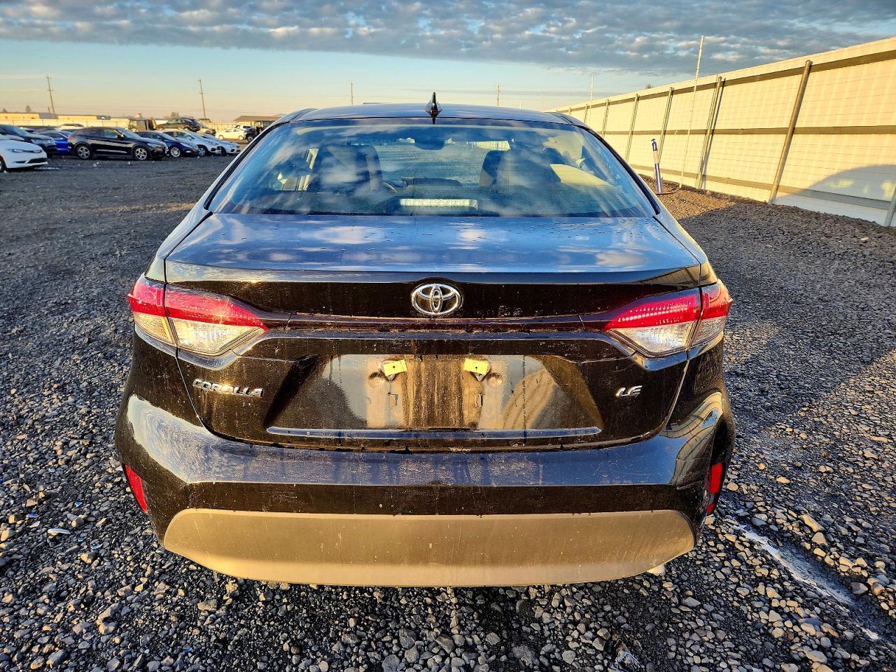2025 TOYOTA COROLLA LE photo 6