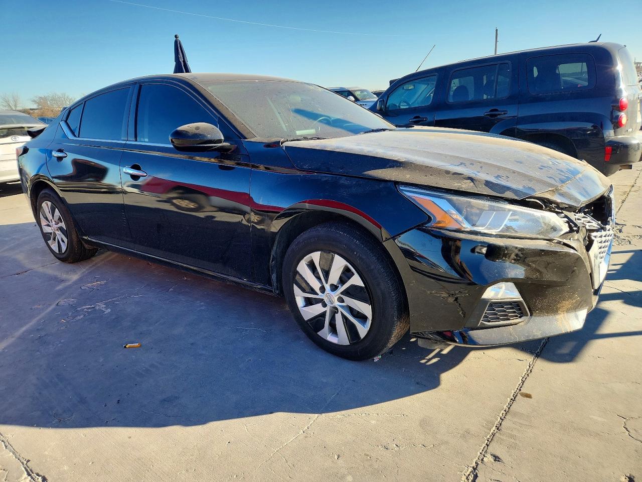 2019 NISSAN ALTIMA S photo 4