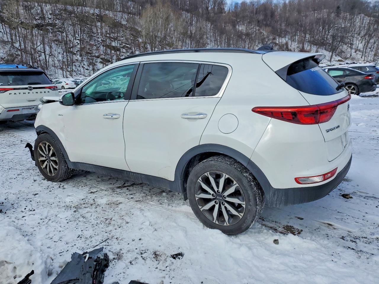 2018 KIA SPORTAGE EX photo 2