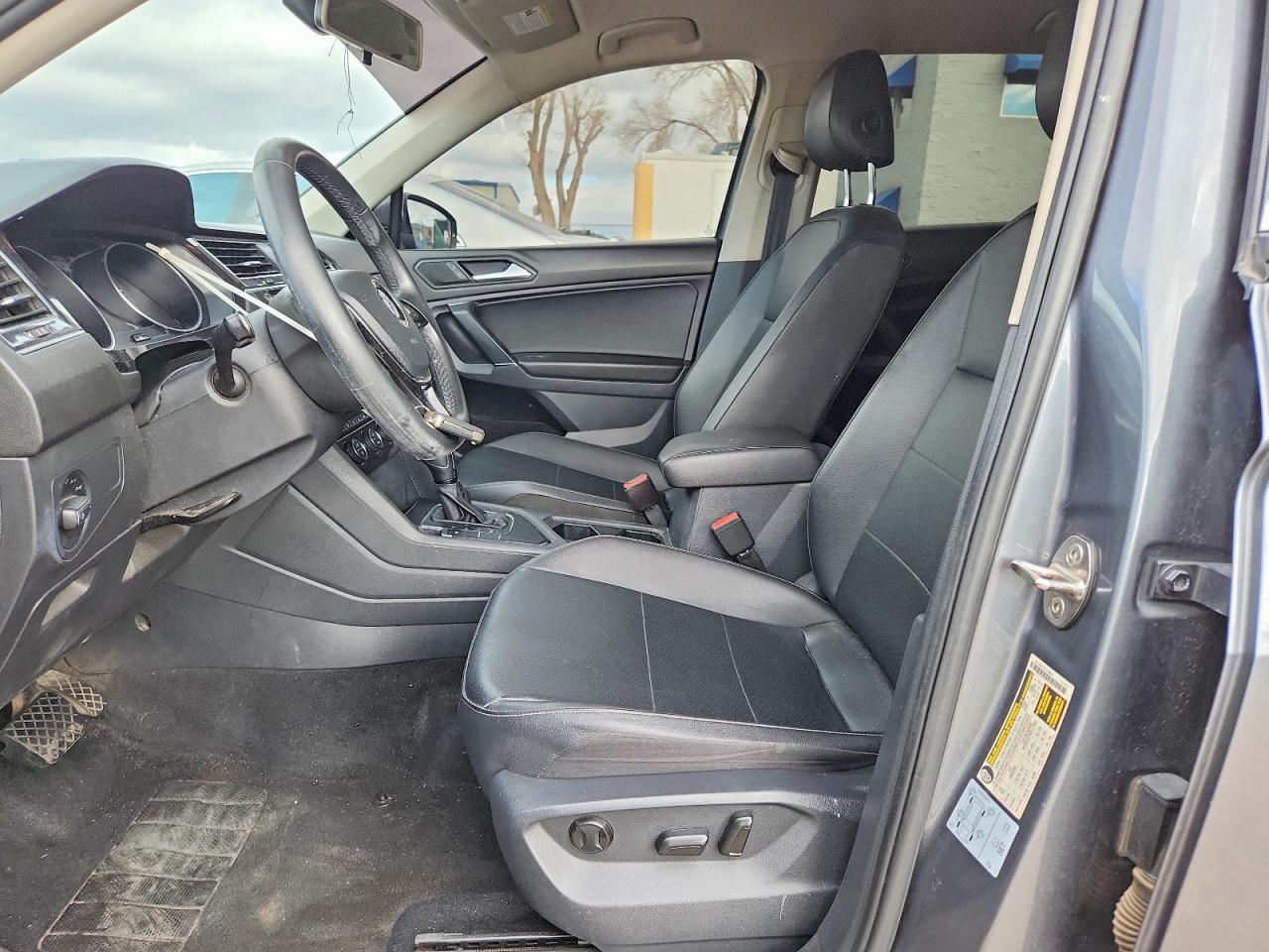 2020 VOLKSWAGEN TIGUAN SE photo 7
