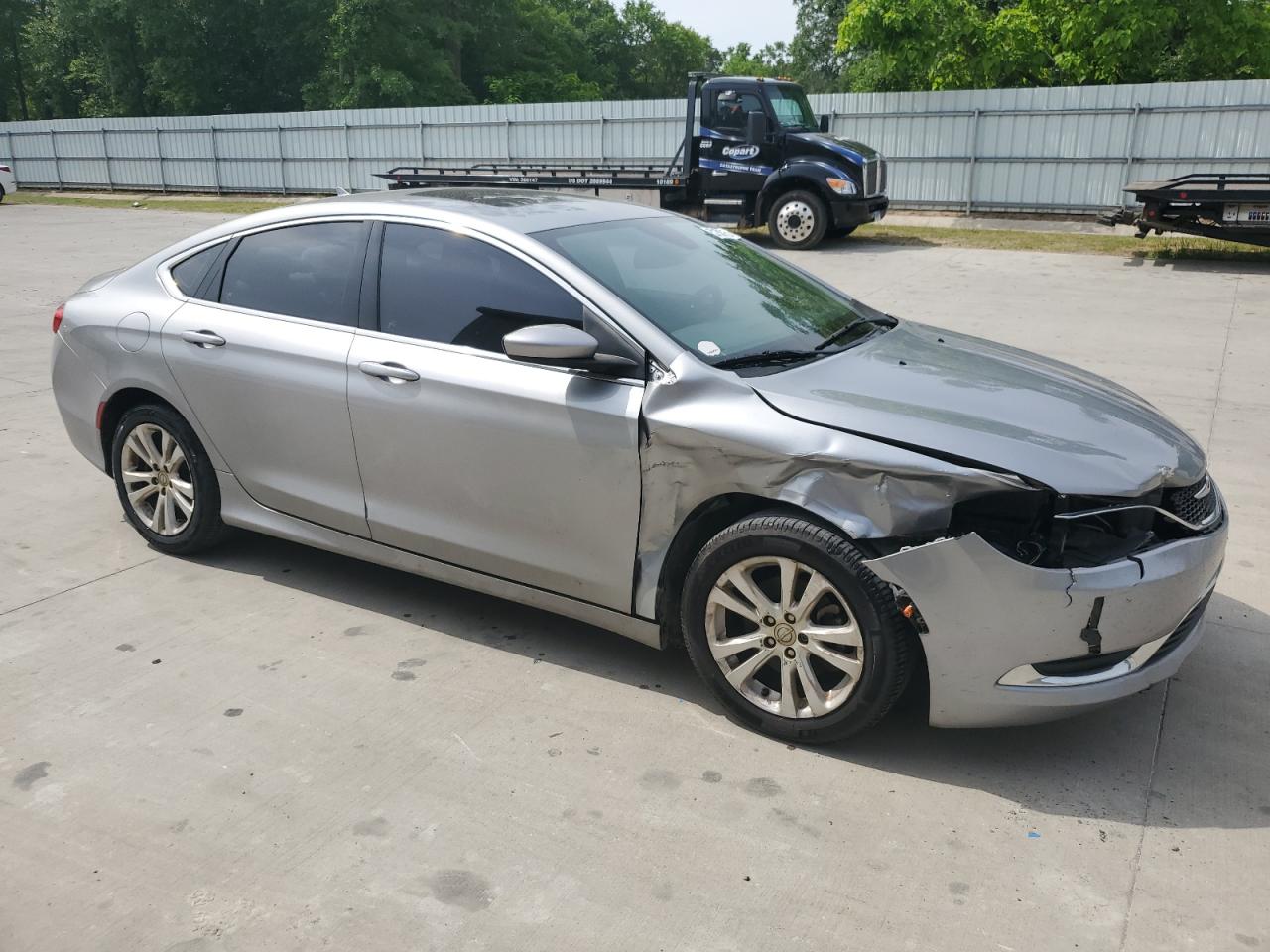 2015 CHRYSLER 200 LIMITED photo 4