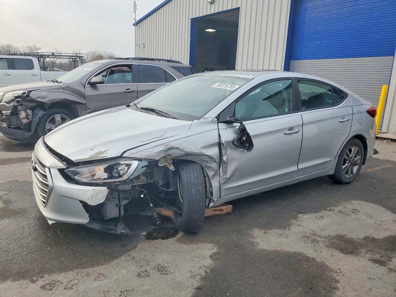 2017 HYUNDAI ELANTRA