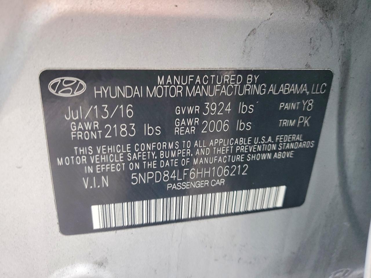 2017 HYUNDAI ELANTRA SE photo 12