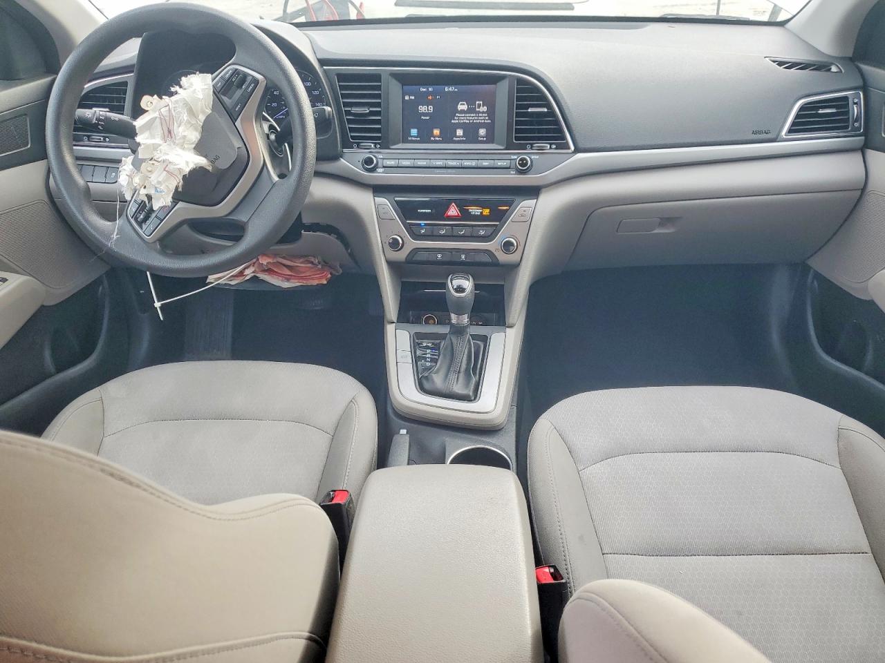 2017 HYUNDAI ELANTRA SE photo 8