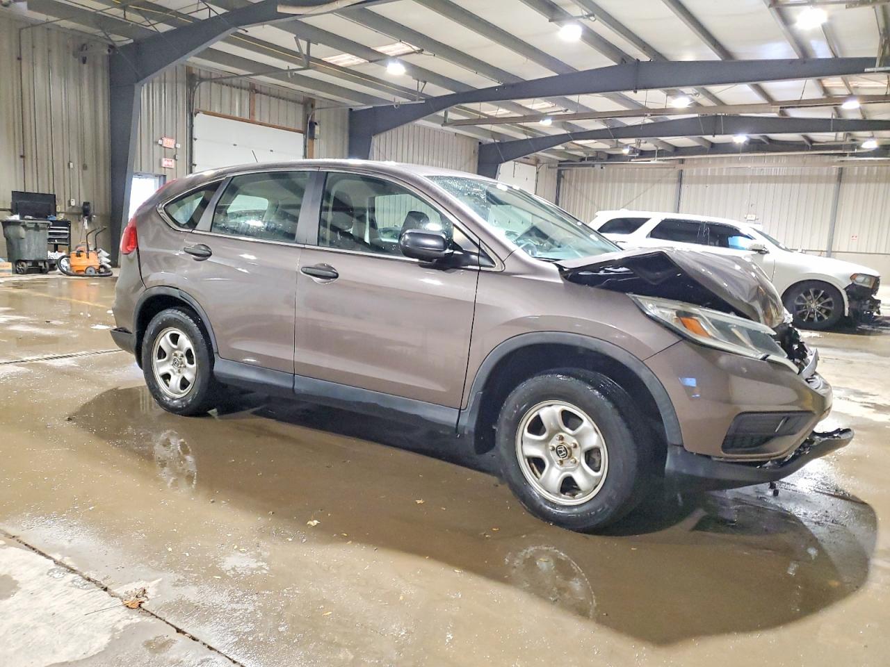 2015 HONDA CR-V LX photo 4