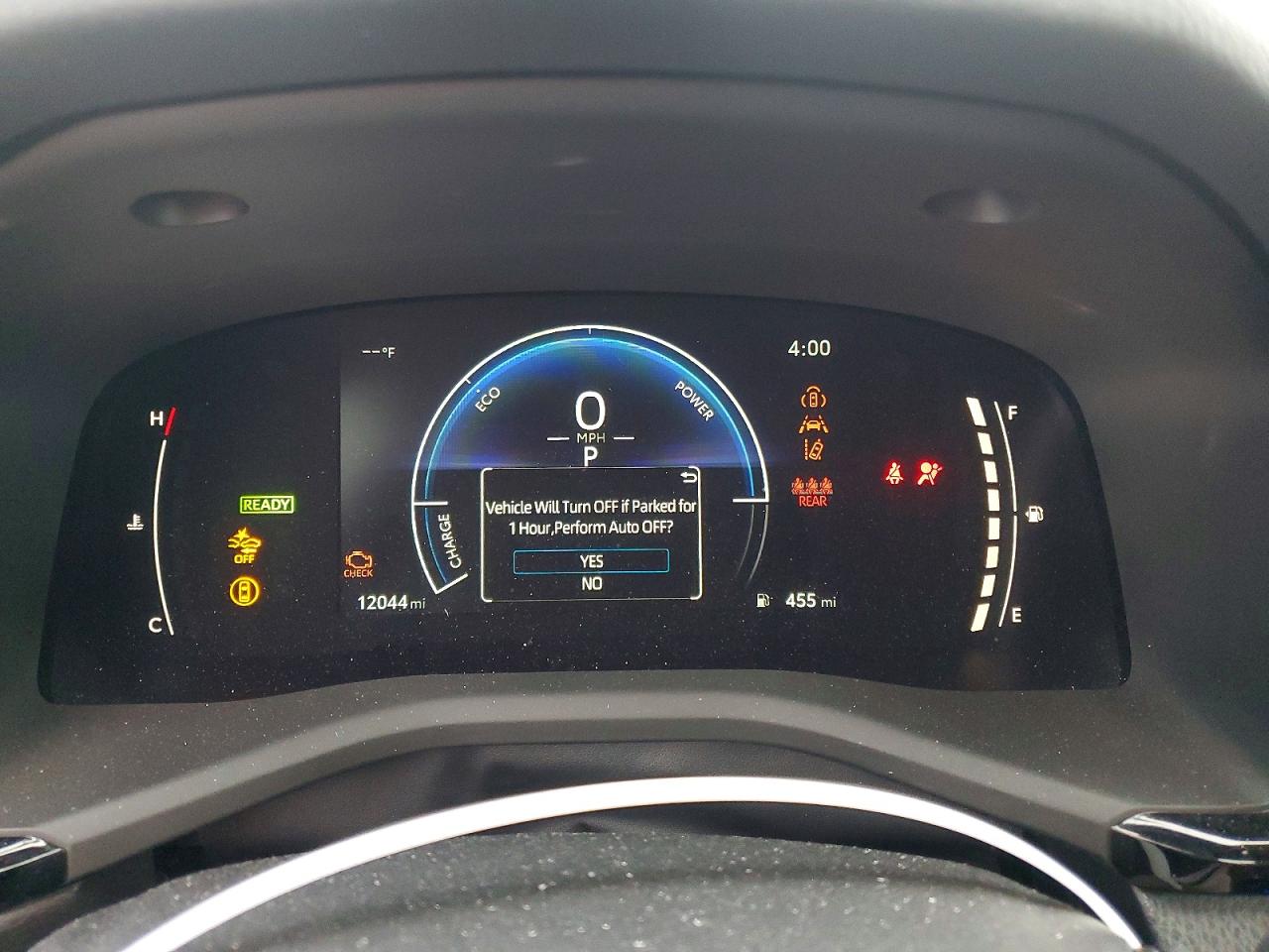 2025 TOYOTA CAMRY XSE photo 9