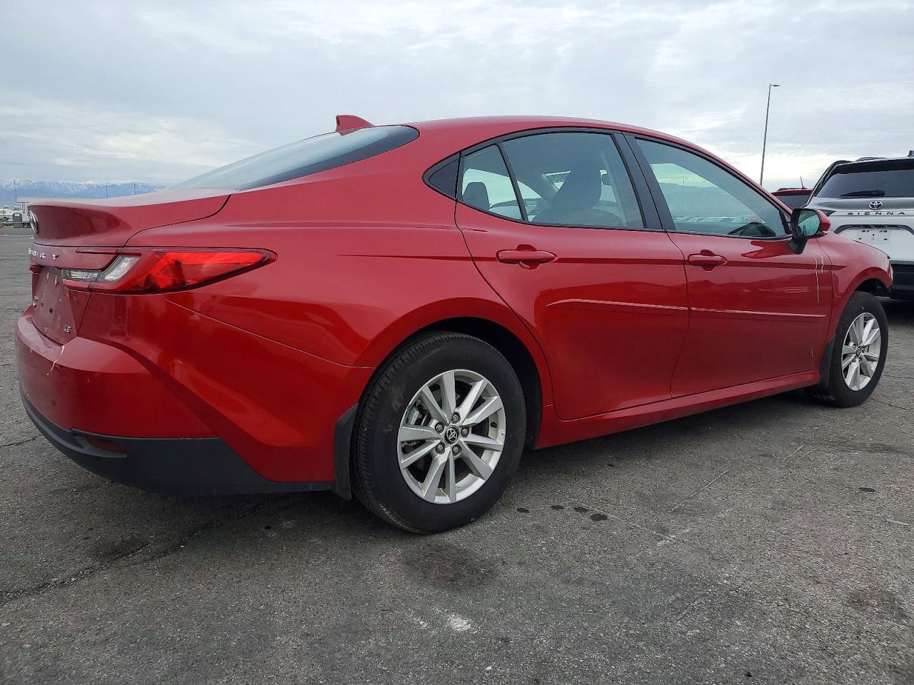 2025 TOYOTA CAMRY XSE photo 3