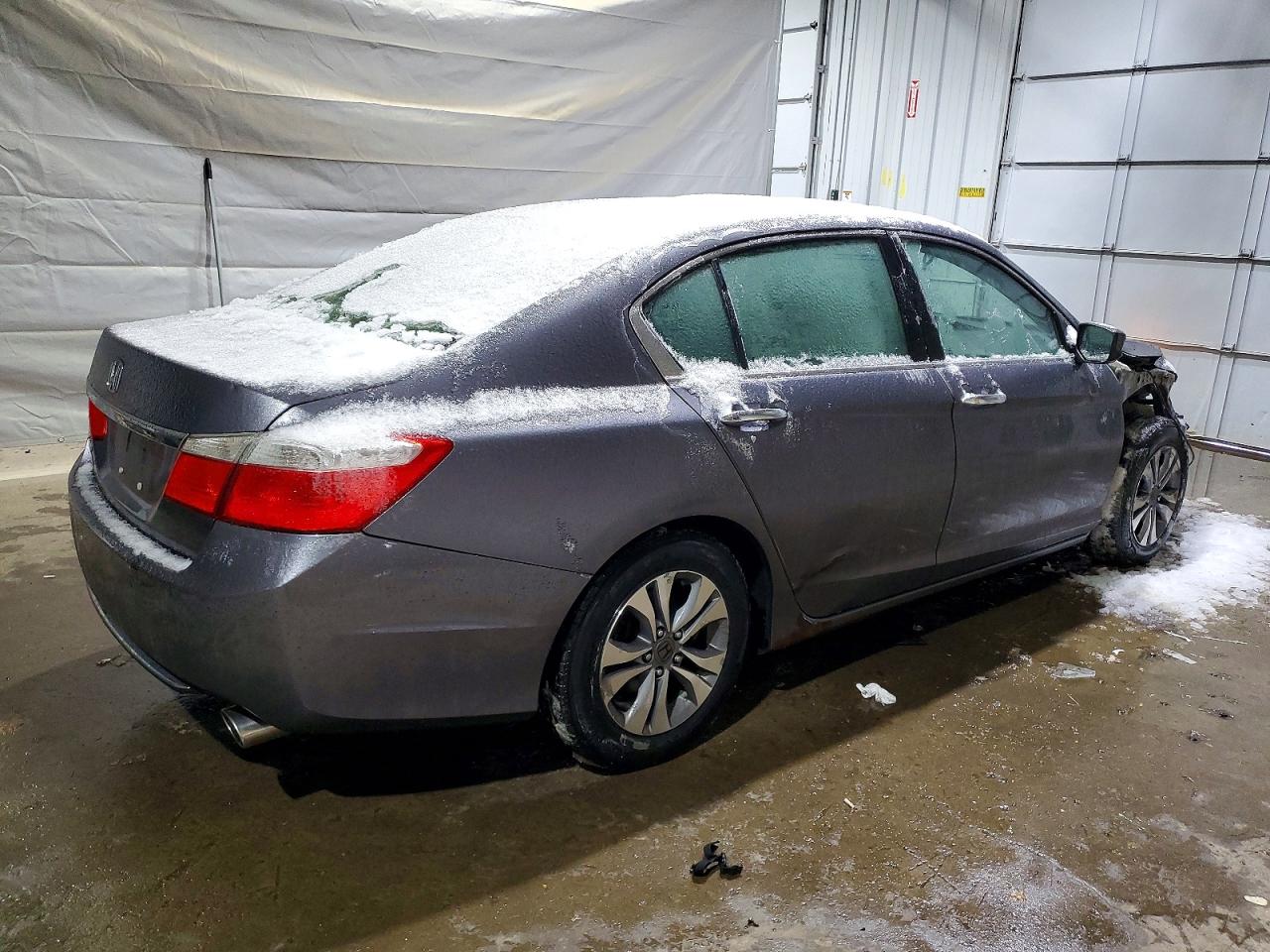 2014 HONDA ACCORD LX photo 3