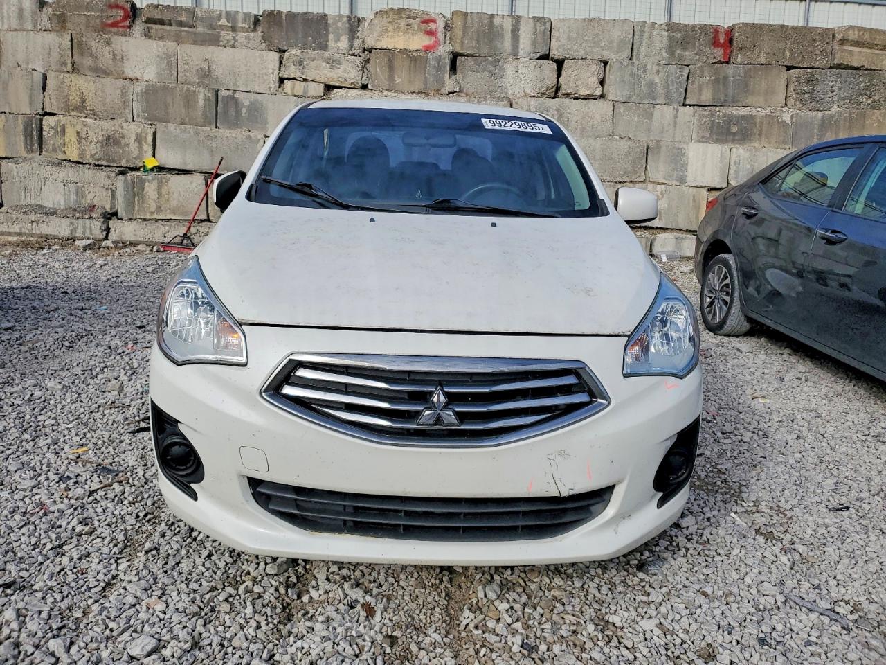 2018 MITSUBISHI MIRAGE G4 ES photo 5