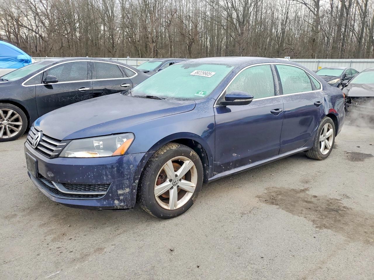 2012 VOLKSWAGEN PASSAT