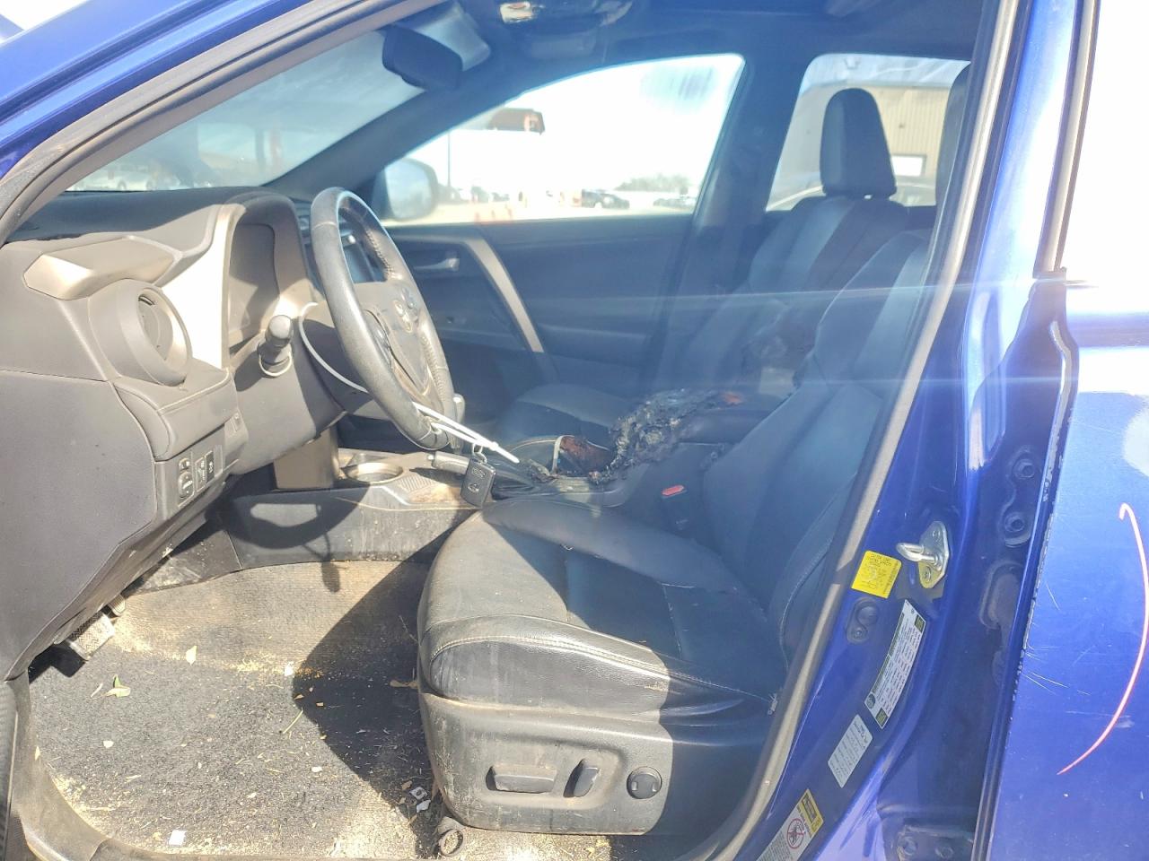 2014 TOYOTA RAV4 LIMITED photo 7
