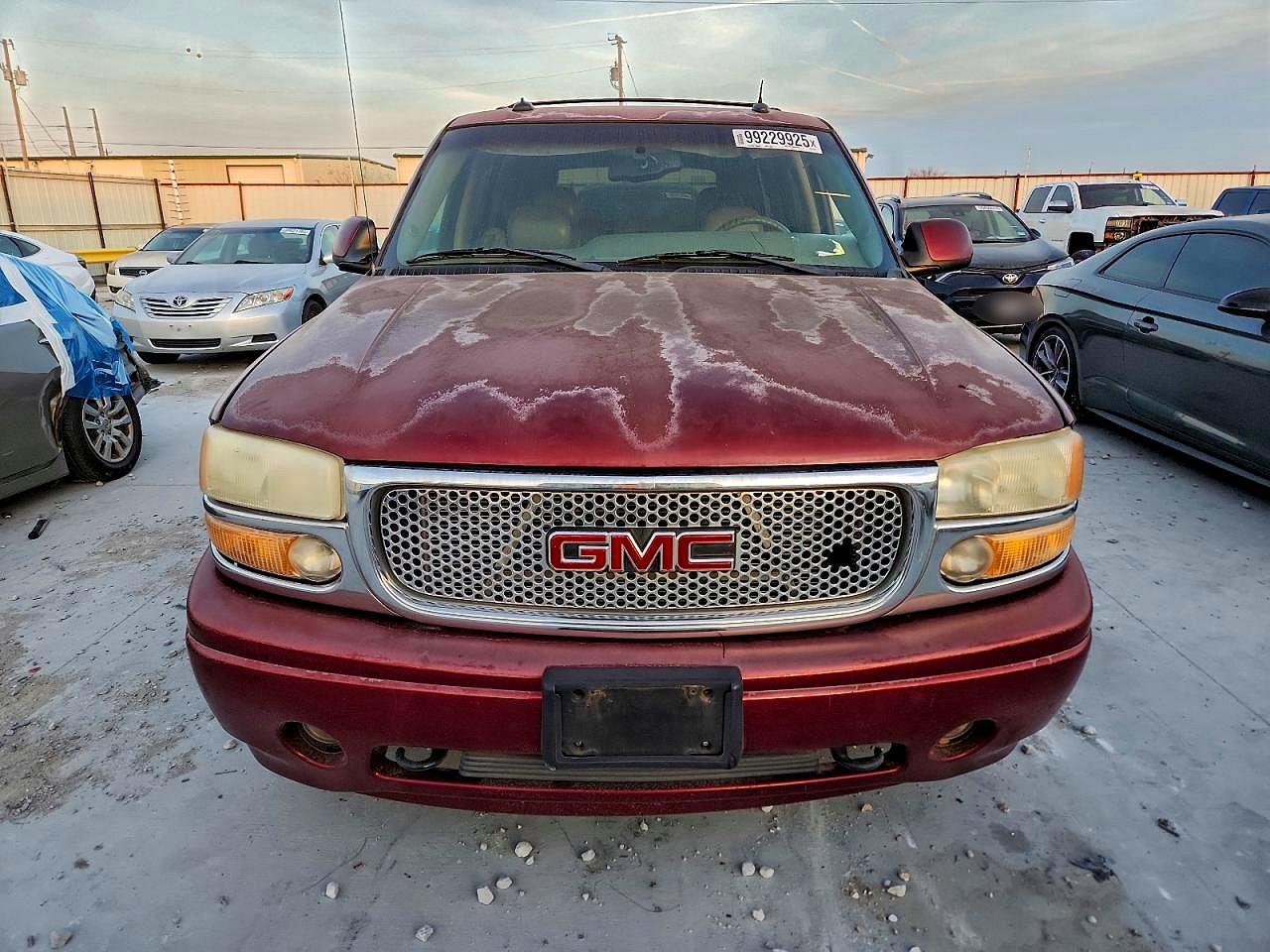 2003 GMC YUKON DENALI photo 5