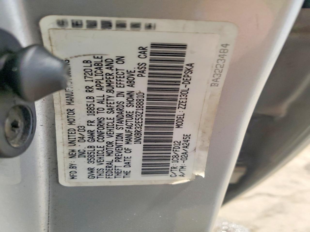 2003 TOYOTA COROLLA S photo 12